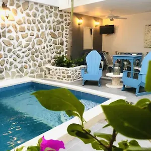 https://hotel-adaz-mediterraneo.santamartahotels.net